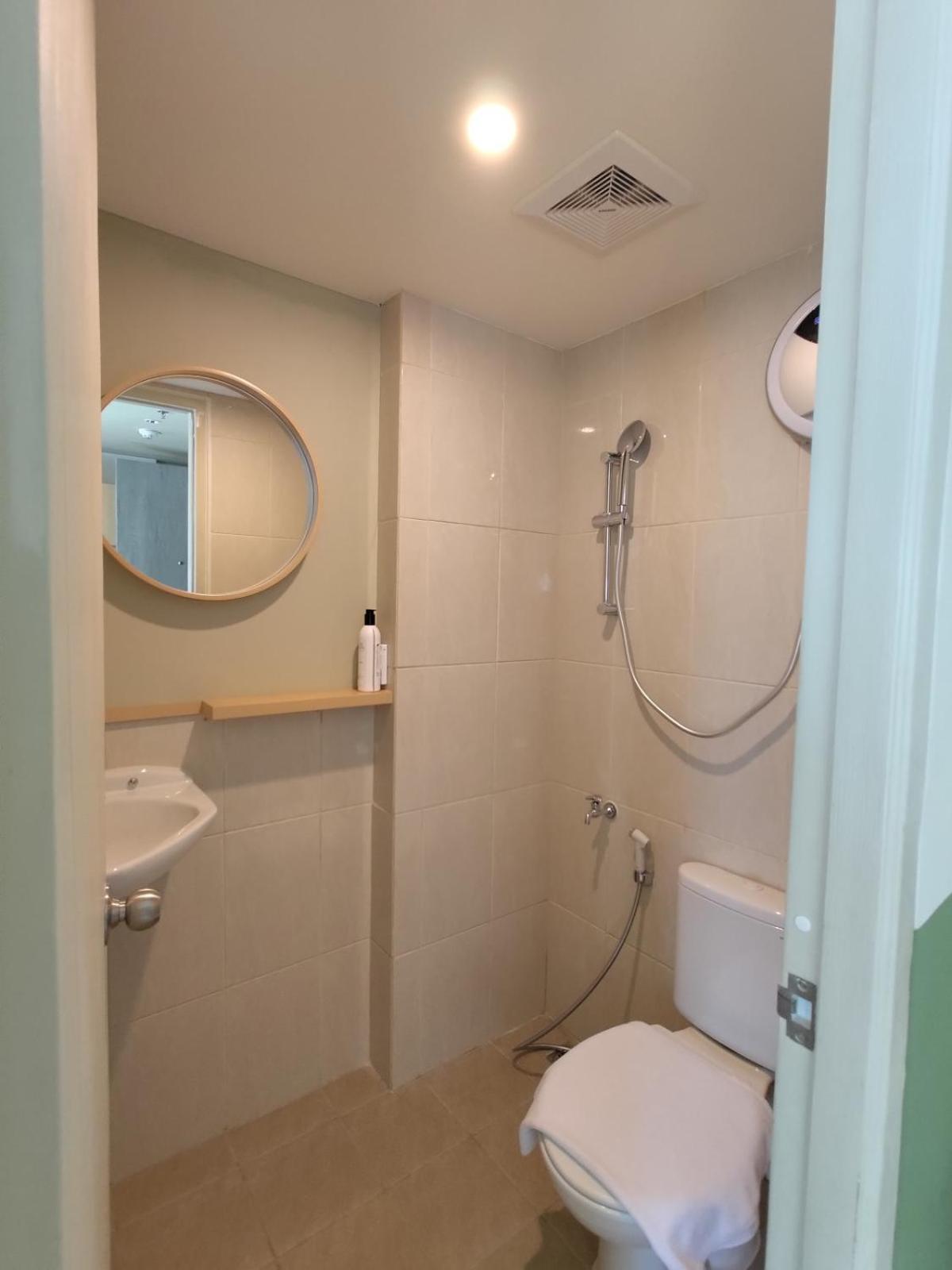 Hotel Osaka Pik2 Τάνγκερανγκ Εξωτερικό φωτογραφία