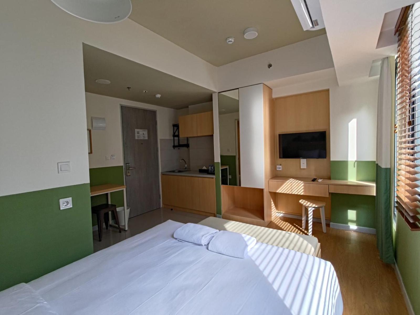 Hotel Osaka Pik2 Τάνγκερανγκ Εξωτερικό φωτογραφία