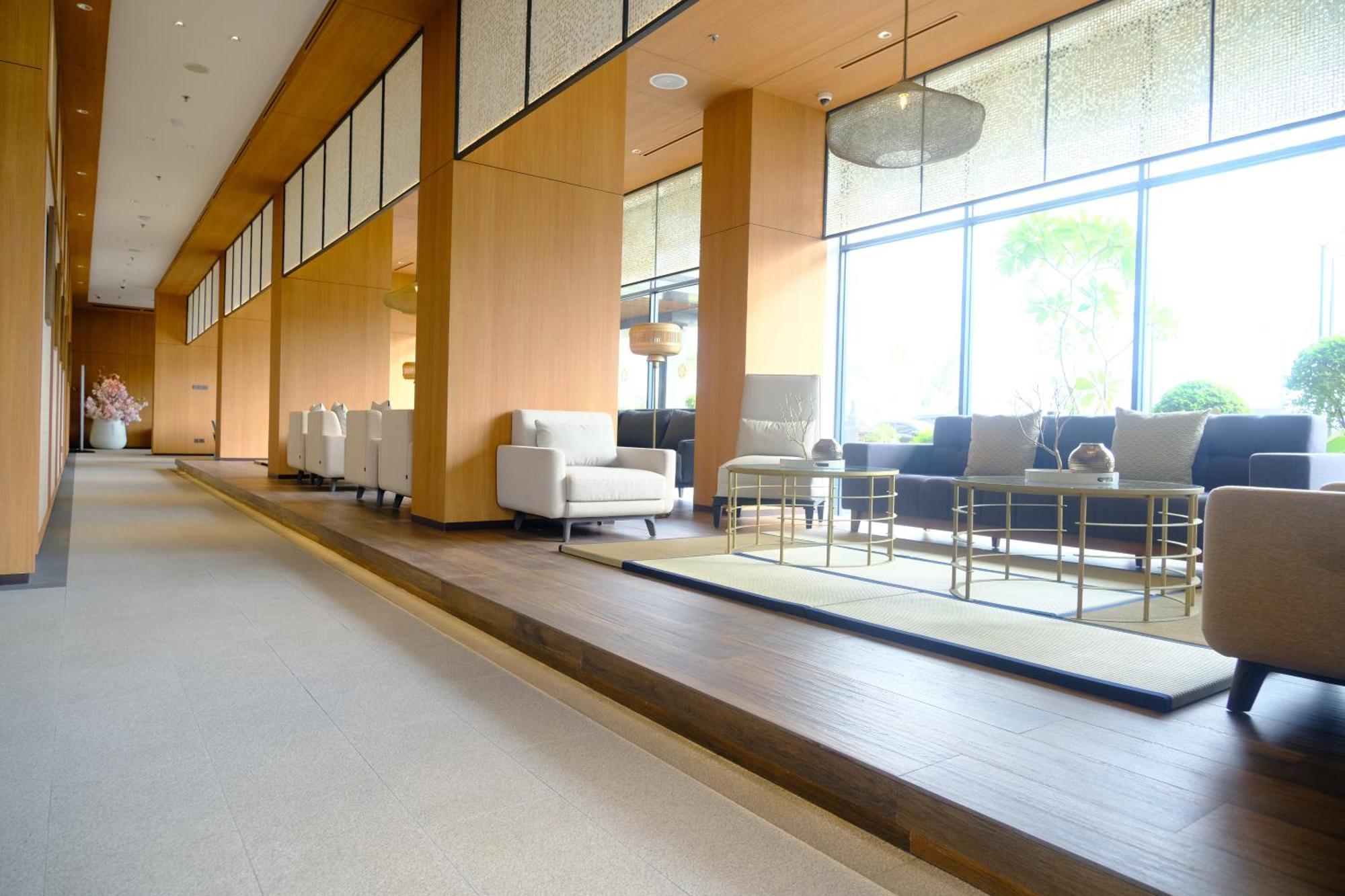 Hotel Osaka Pik2 Τάνγκερανγκ Εξωτερικό φωτογραφία