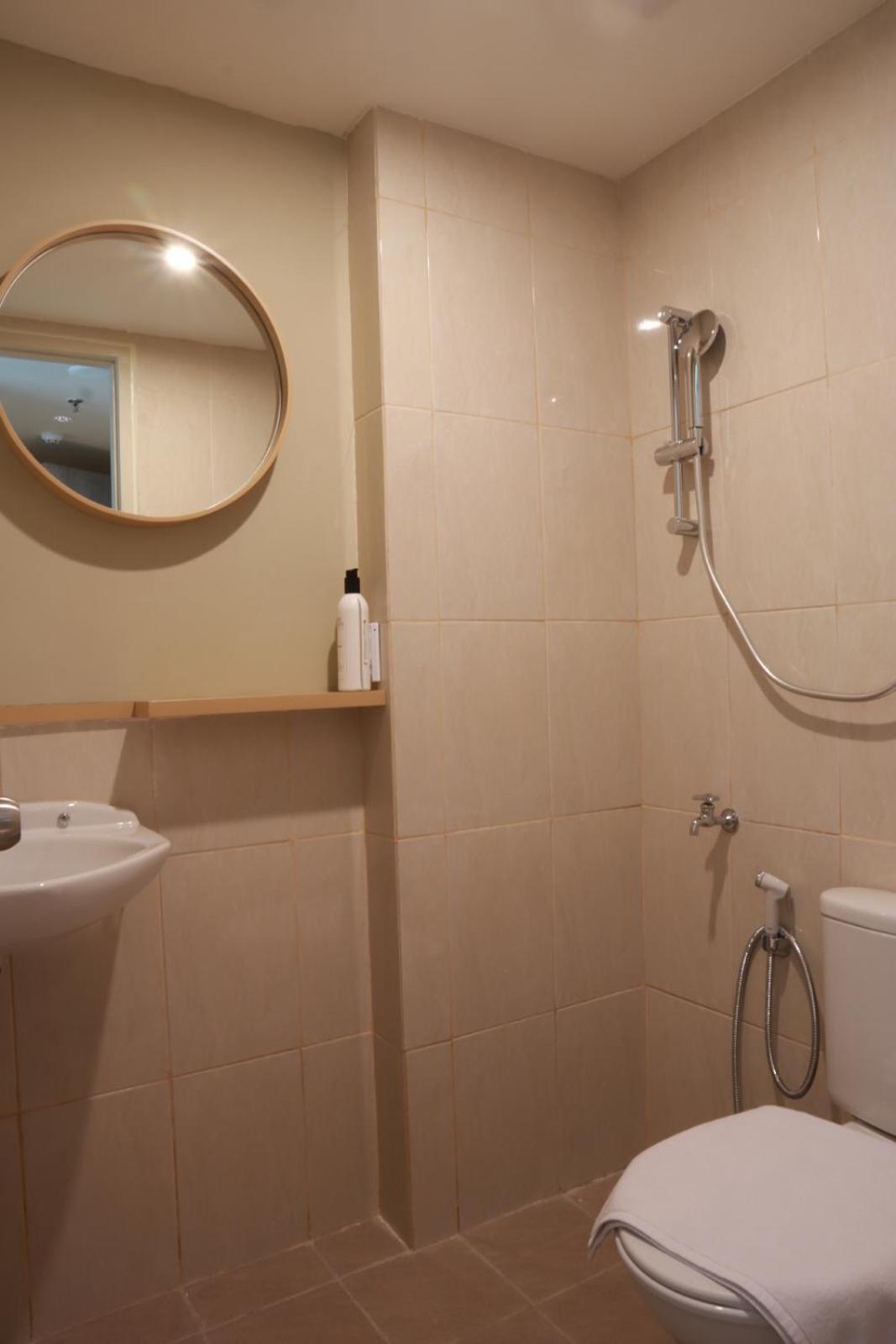 Hotel Osaka Pik2 Τάνγκερανγκ Εξωτερικό φωτογραφία